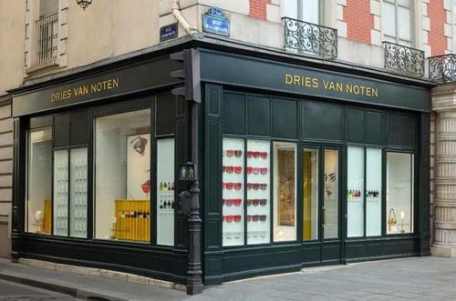 品牌周报 户外与潮牌市场热度不减，二手日用品销售新趋势